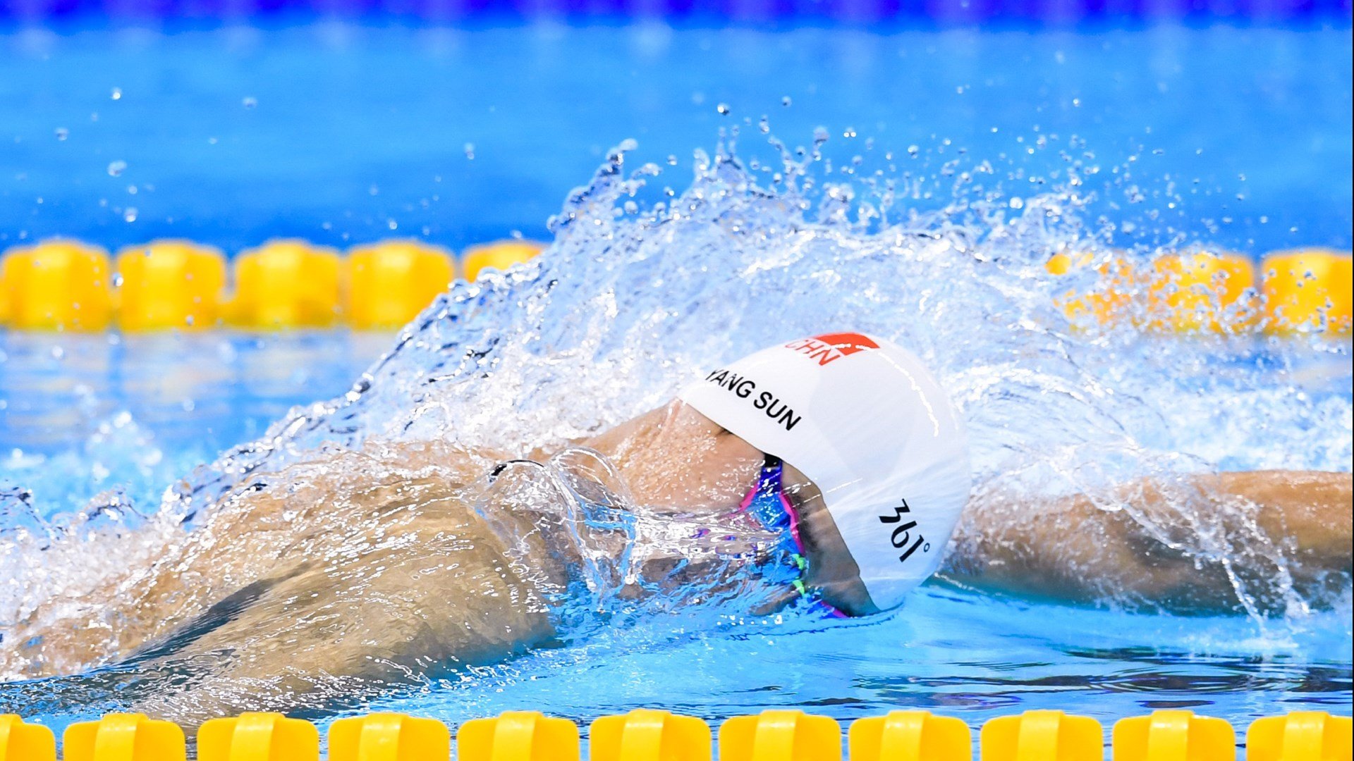 伯科夫用实力回应所有质疑，伯科e眼能治疗近视么