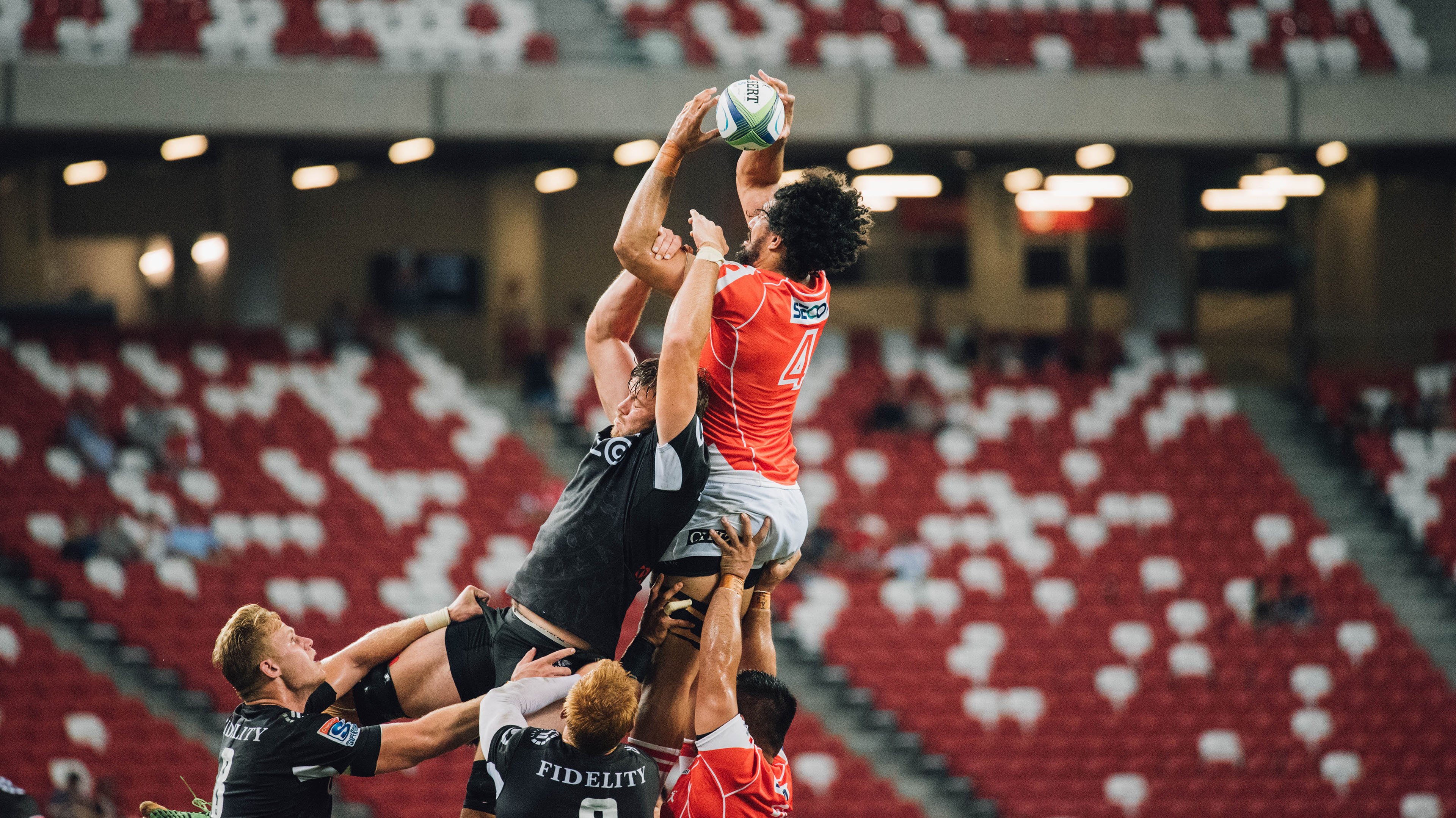 克莱尔·柯尔赞女子仰泳赛场新星