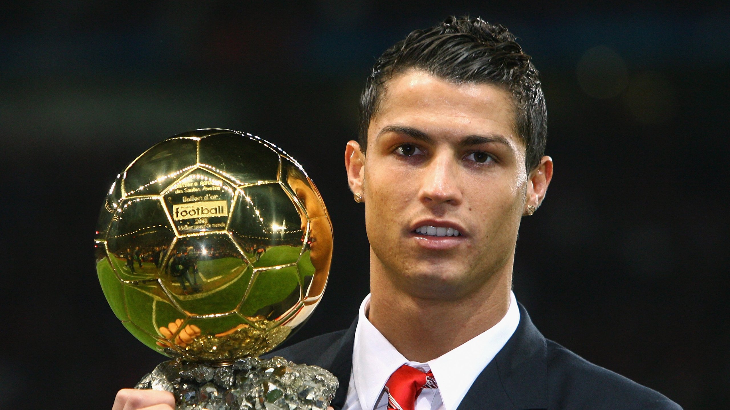 电竞游戏社区文化成熟，电竞类的社群